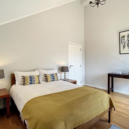 Vinhaticos Villa By Atlantic Holiday Порто Мониз Екстериор снимка