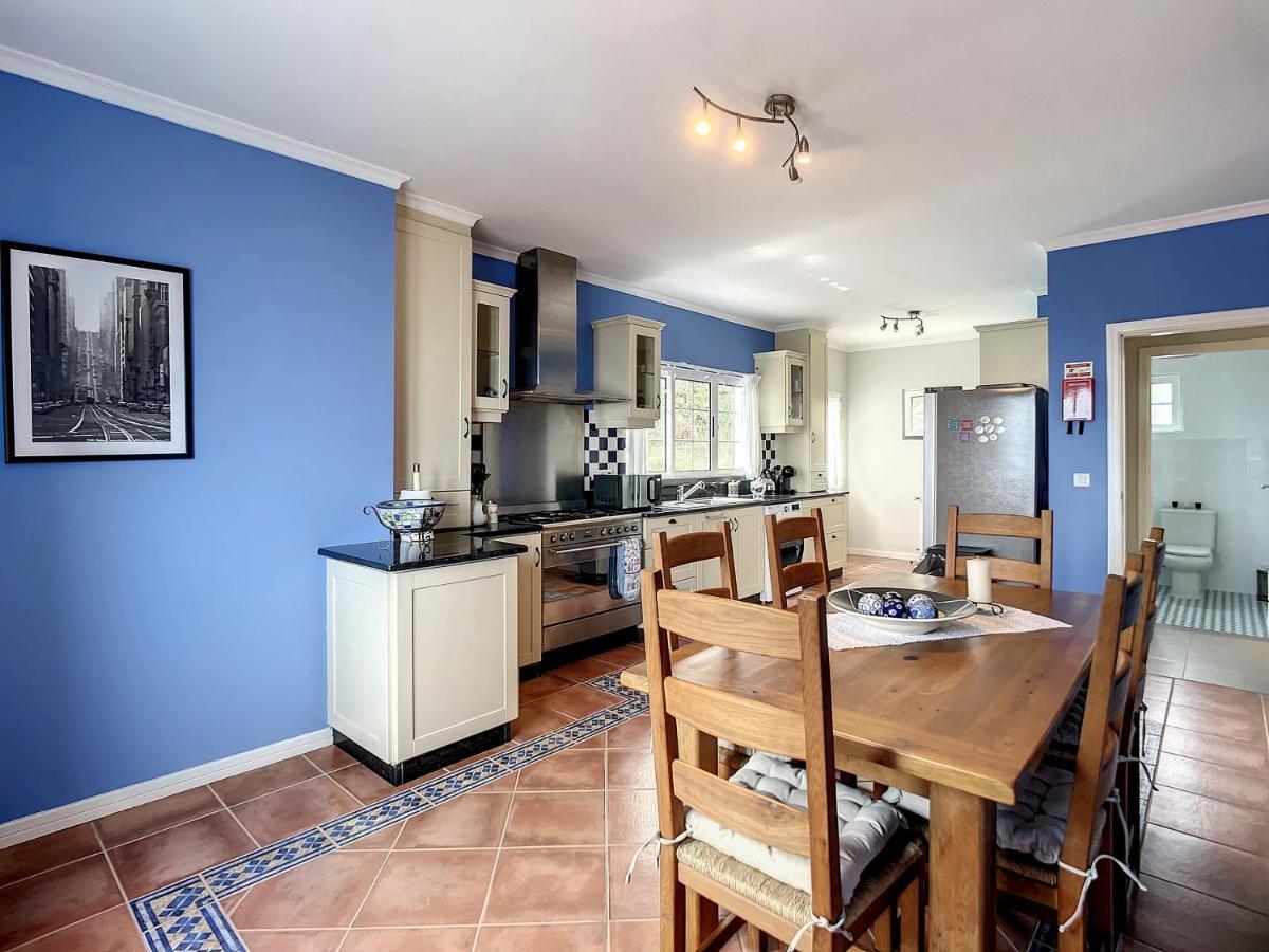 Vinhaticos Villa By Atlantic Holiday Порто Мониз Екстериор снимка